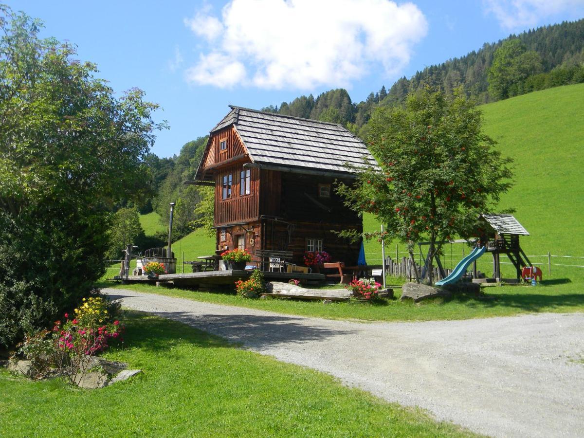 Huettenferien Koeberlhof Sankt Georgen ob Murau Ngoại thất bức ảnh